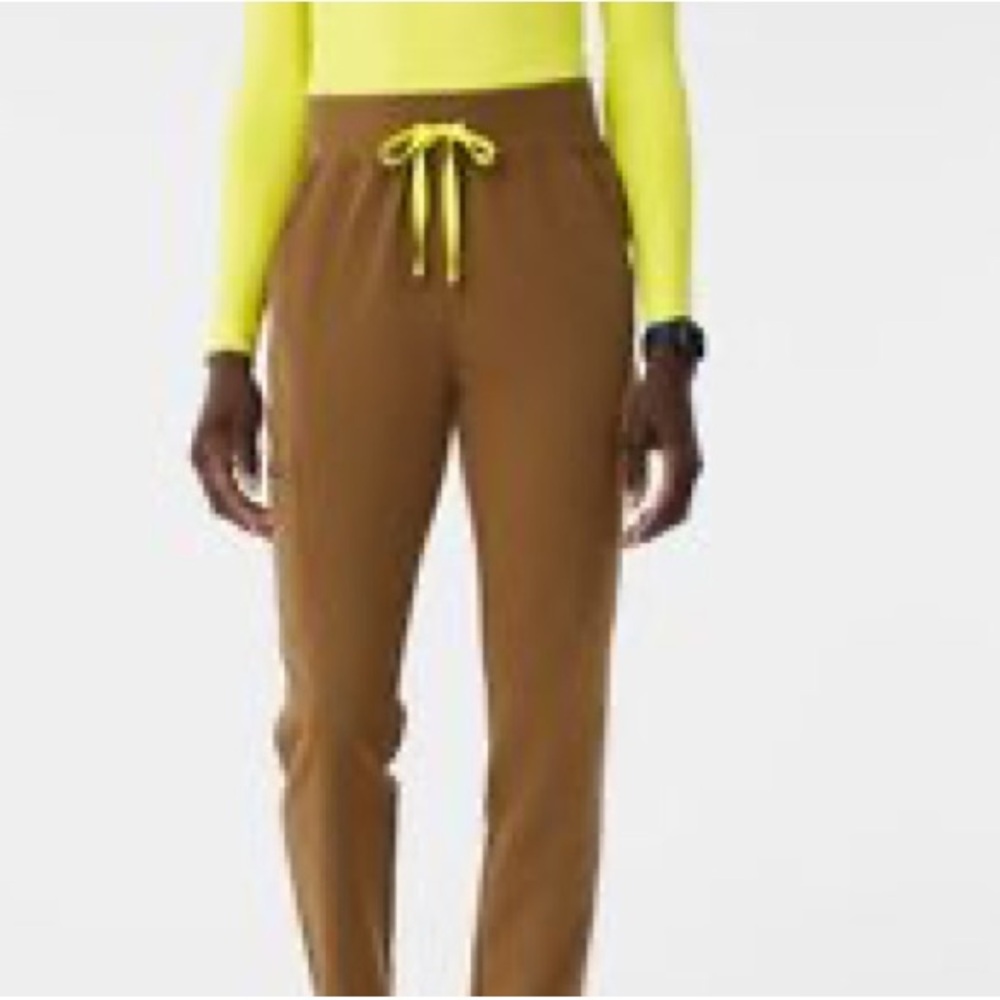 Figs Earth High Waisted Jogger Scrub Pants size Large - color sold out!
